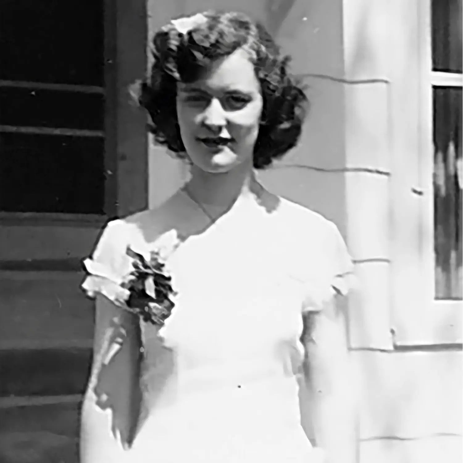 At 17 she went to Washington DC and worked for the FBI in the fingerprint department. 