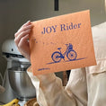 Load image into Gallery viewer, Soak iT Up Cardinal Chicken Bike Garden Mom Best Seller

